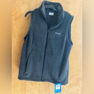 Women's size medium,new with tags!